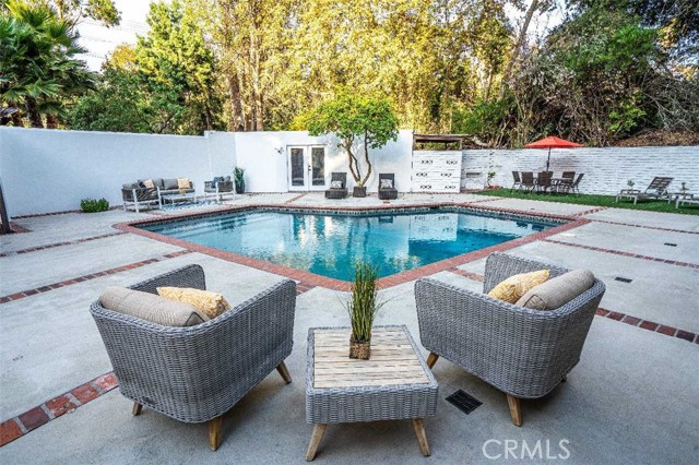 3183 N Laurel Canyon Blvd, Studio City, CA, 91604 3183 N Laurel Canyon Blvd, Studio City, CA, 91604