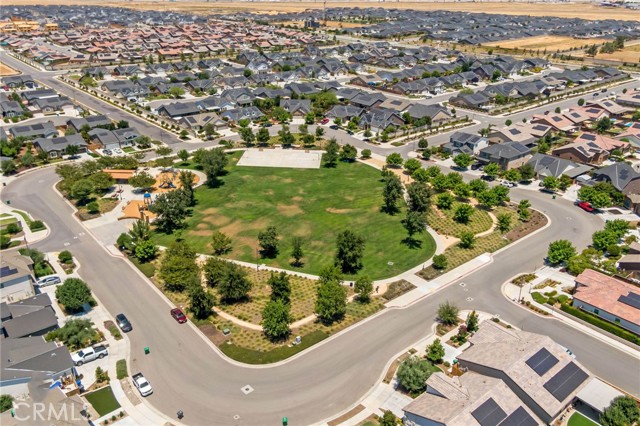 Detail Gallery Image 44 of 44 For 9500 Laurelwood Ct, Shafter,  CA 93263 - 4 Beds | 2 Baths