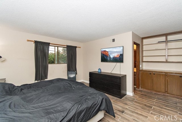 Detail Gallery Image 18 of 38 For 2755 E Van Buren St, Carson,  CA 90810 - 3 Beds | 2 Baths