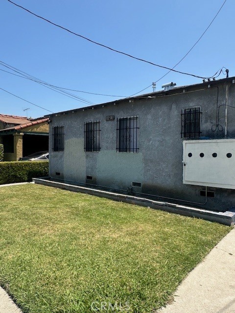 932 W 71st Street, Los Angeles CA: https://media.crmls.org/medias/738f5dbc-ce39-4a19-90c3-8490a1fd11c0.jpg