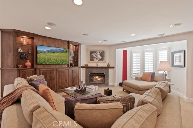 Image 24 of 69 For 22851 Calvert Street
