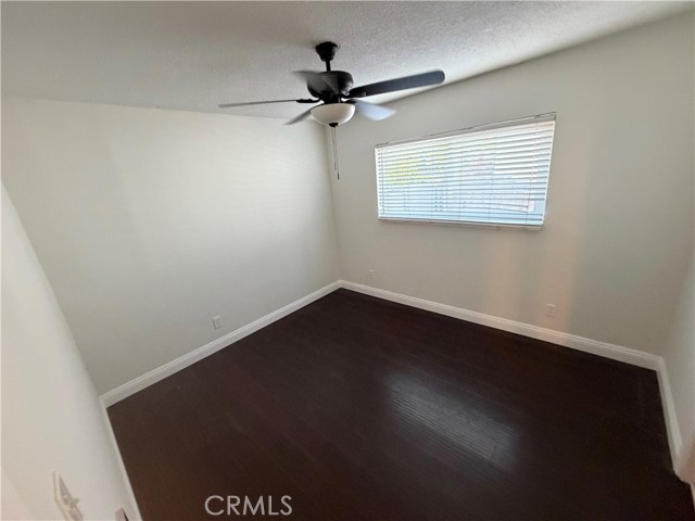 Detail Gallery Image 17 of 18 For 2530 Carmona, Los Angeles,  CA 90016 - 3 Beds | 1 Baths