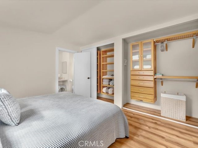https://media.crmls.org/medias/7391c926-e0b9-4275-905e-44fe46f0f1a4.jpg?preset=X-Large