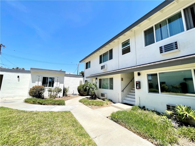 Detail Gallery Image 1 of 22 For 3175 Quartz Ln #5,  Fullerton,  CA 92831 - 2 Beds | 1 Baths
