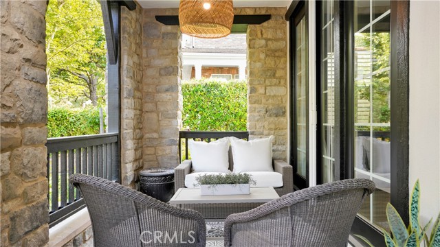 19 Basilica Place, Ladera Ranch CA: https://media.crmls.org/medias/73924708-3d23-48b9-8b51-a5ecc47bd45e.jpg