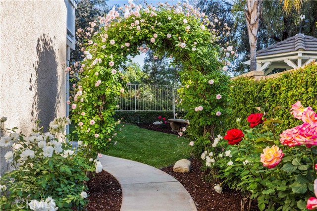 23664 Clearidge Drive, Valencia CA: https://media.crmls.org/medias/7392aca6-12df-40ca-ad9a-370a682360e0.jpg