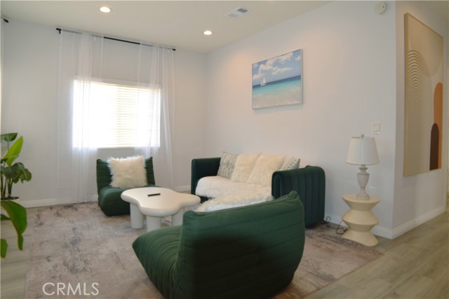 2746 W 14th Street, Los Angeles CA: https://media.crmls.org/medias/739308ba-cce6-4d64-b9ec-0ace99ed36ce.jpg