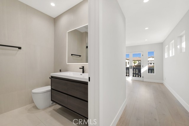 Detail Gallery Image 54 of 75 For 20151 via Medici, Porter Ranch,  CA 91326 - 5 Beds | 5 Baths