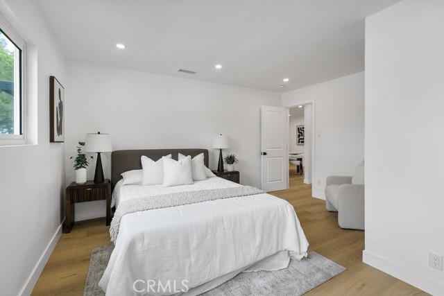 5116 E Wardlow Road, Long Beach CA: https://media.crmls.org/medias/7393f742-9a47-44f9-a873-52ad376eb589.jpg