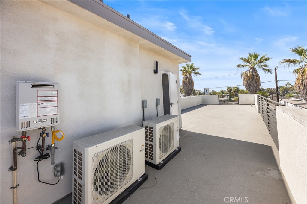 MLS #OC26161494 image #24