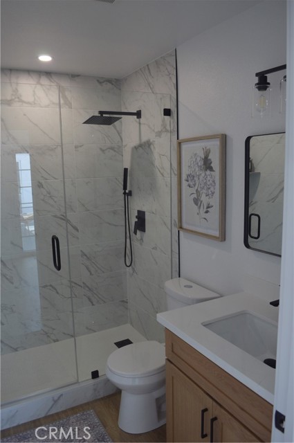15882 Malm Circle, Huntington Beach CA: https://media.crmls.org/medias/73941b97-4778-43ce-b2f2-b338b0a05c9d.jpg