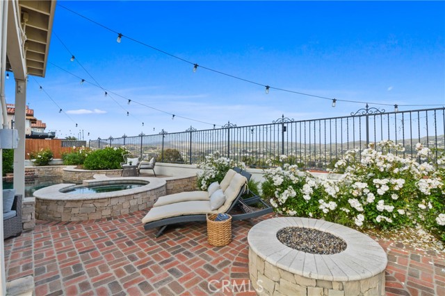 Detail Gallery Image 15 of 75 For 112 Del Cabo, San Clemente,  CA 92673 - 4 Beds | 3 Baths
