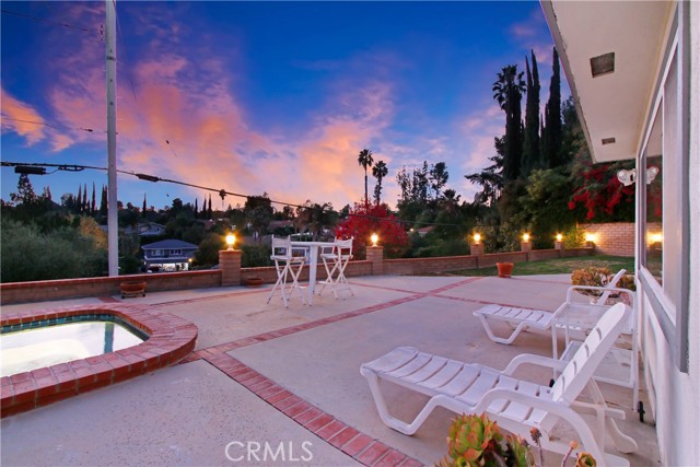 23780 Clarendon Street photo 27