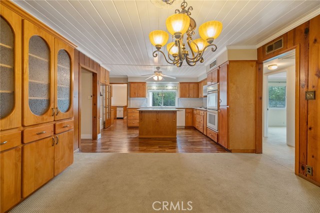 Detail Gallery Image 11 of 69 For 1714 N Blythe, Fresno,  CA 93722 - 3 Beds | 2 Baths