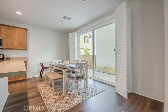 9513 Retreat Place, Rancho Cucamonga CA: https://media.crmls.org/medias/7397285f-cca0-45dd-87a8-023fbd14200d.jpg