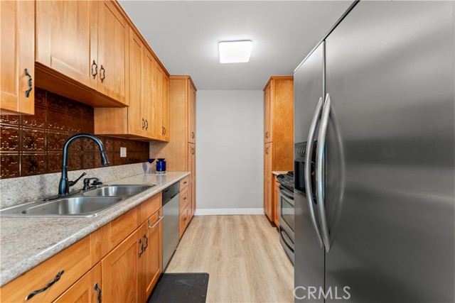 Detail Gallery Image 9 of 36 For 1132 S Dover Cir C65n,  Anaheim,  CA 92805 - 3 Beds | 2 Baths