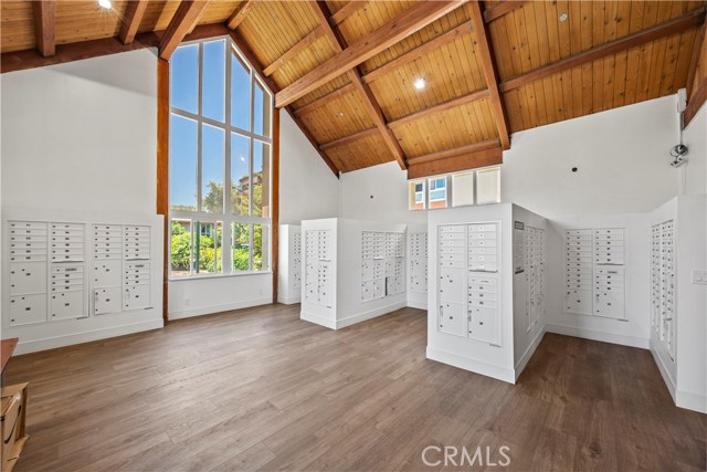 Detail Gallery Image 49 of 58 For 6315 Green Valley #100,  Culver City,  CA 90230 - 2 Beds | 2 Baths