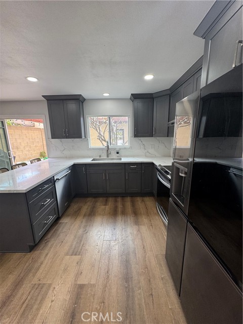 Detail Gallery Image 11 of 30 For 8962 Barcelona, Westminster,  CA 92683 - 3 Beds | 2/1 Baths
