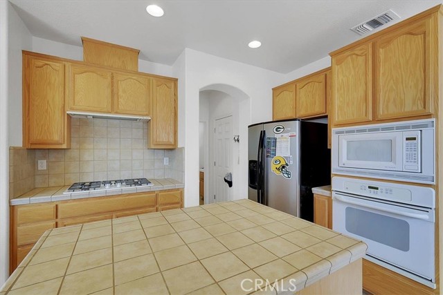Image 16 of 51 For 1175 Tanana Court