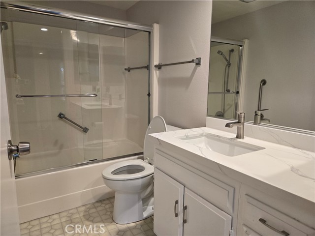 Detail Gallery Image 7 of 10 For 3246 San Amadeo #D,  Laguna Woods,  CA 92637 - 2 Beds | 2 Baths