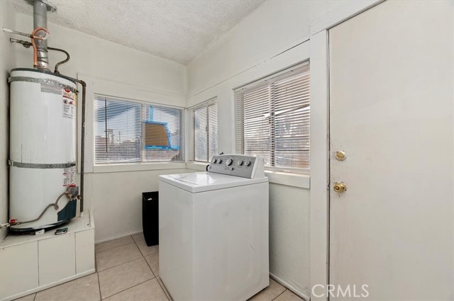 Detail Gallery Image 17 of 32 For 1372 N E St, San Bernardino,  CA 92405 - 4 Beds | 1/1 Baths