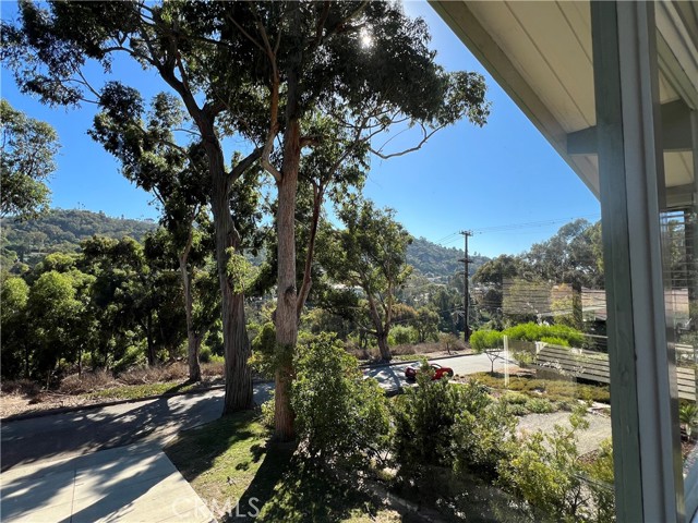 2709 Palos Verdes Drive, Palos Verdes Estates, California 90274, 3 Bedrooms Bedrooms, ,1 BathroomBathrooms,Residential,For Sale,Palos Verdes,SB24221805