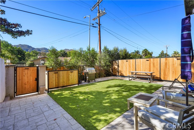 Detail Gallery Image 29 of 32 For 10028 Shoup, Chatsworth,  CA 91311 - 2 Beds | 2 Baths