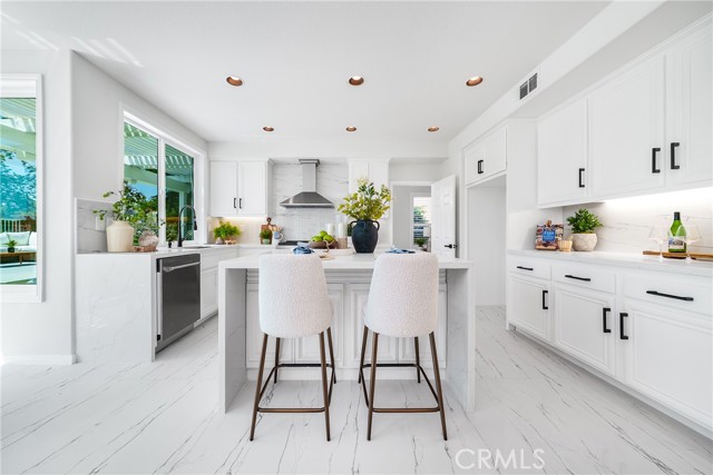 11 High Bluff, Laguna Niguel CA: https://media.crmls.org/medias/739a4ad5-5eb6-4023-84d2-0a607340fa51.jpg