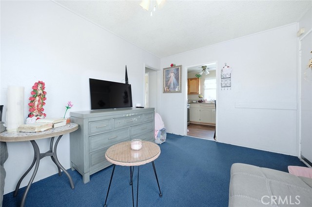 Detail Gallery Image 7 of 21 For 6559 Darwell Ave, Bell Gardens,  CA 90201 - – Beds | – Baths