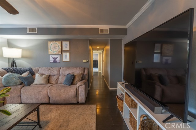 Detail Gallery Image 6 of 28 For 835 W Sepulveda St a,  San Pedro,  CA 90731 - 2 Beds | 2 Baths