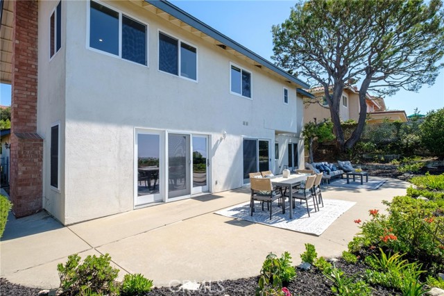 28737 Doverridge Drive, Rancho Palos Verdes, California 90275, 5 Bedrooms Bedrooms, ,1 BathroomBathrooms,Residential,Sold,Doverridge,PV24200538