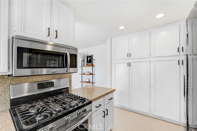 11621 Tampa Avenue, 194 photo 10