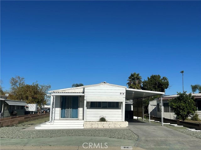 Detail Gallery Image 4 of 17 For 914 W Johnston, Hemet,  CA 92543 - 2 Beds | 1 Baths