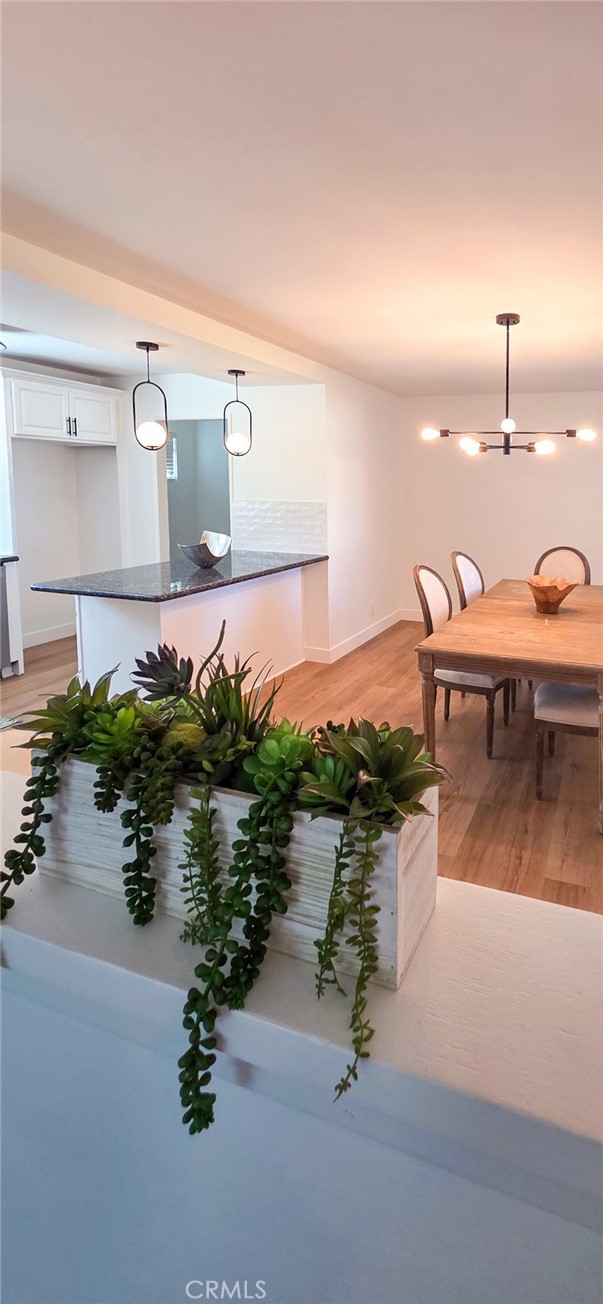 1502 W Hemlock Way, Santa Ana CA: https://media.crmls.org/medias/739b3d4e-c647-4313-9372-2e463ff9ad28.jpg