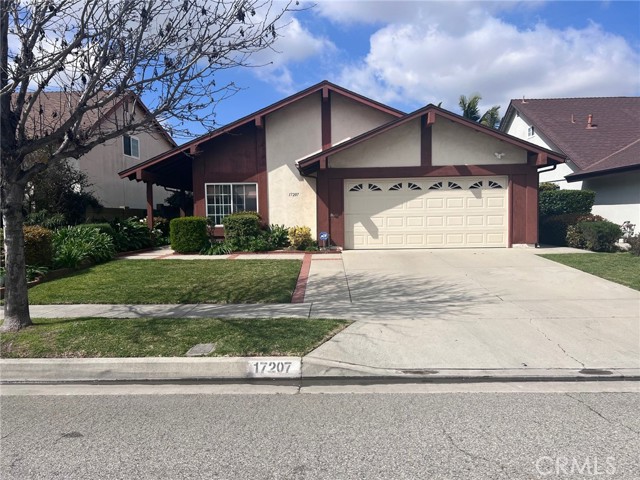 17207 Leal Avenue, Cerritos, CA 