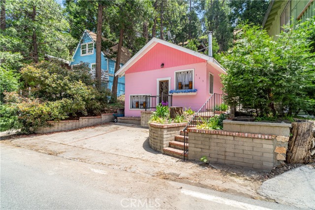 925 Fern Drive, Crestline, CA, 92325 925 Fern Drive, Crestline, CA, 92325
