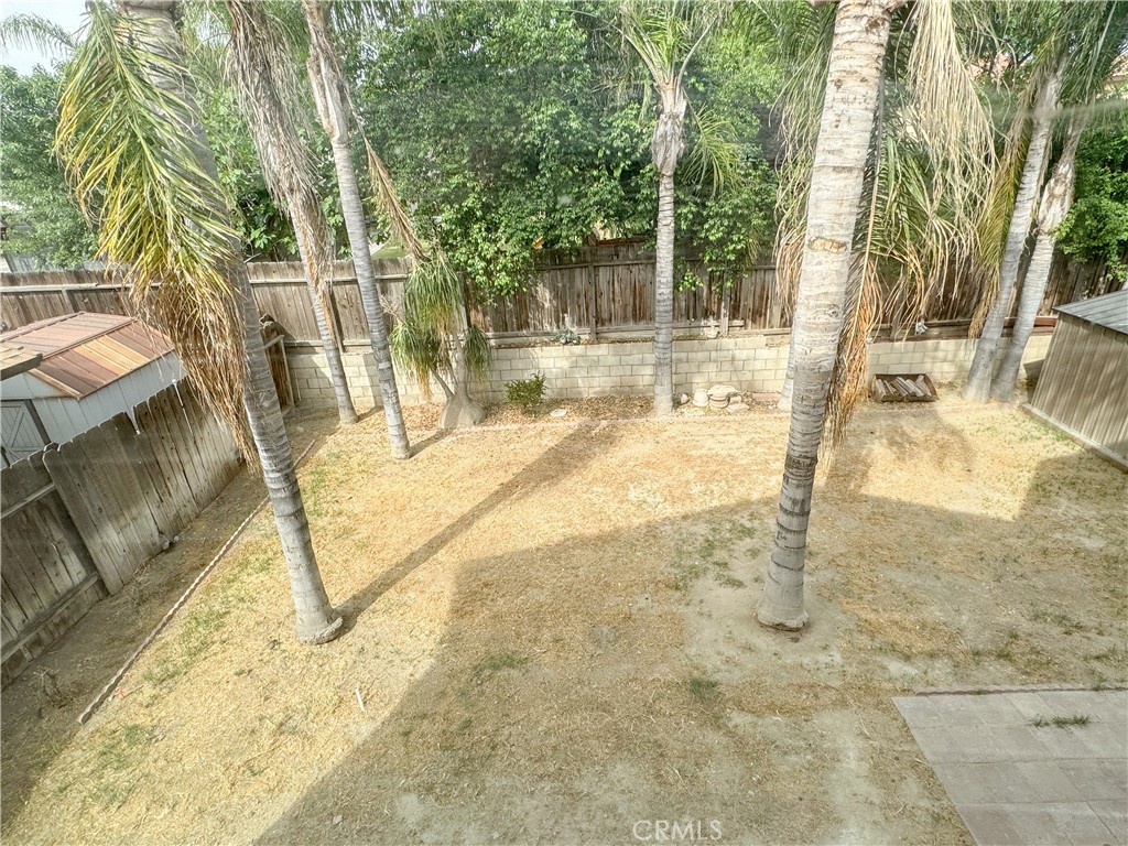 https://media.crmls.org/medias/739dfd99-e761-4b78-80fe-f7223274ecc7.jpg?preset=X-Large