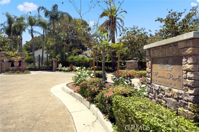 450 S Estate Drive, Orange CA: https://media.crmls.org/medias/739f0405-f993-4275-9450-1d7180e8e75e.jpg