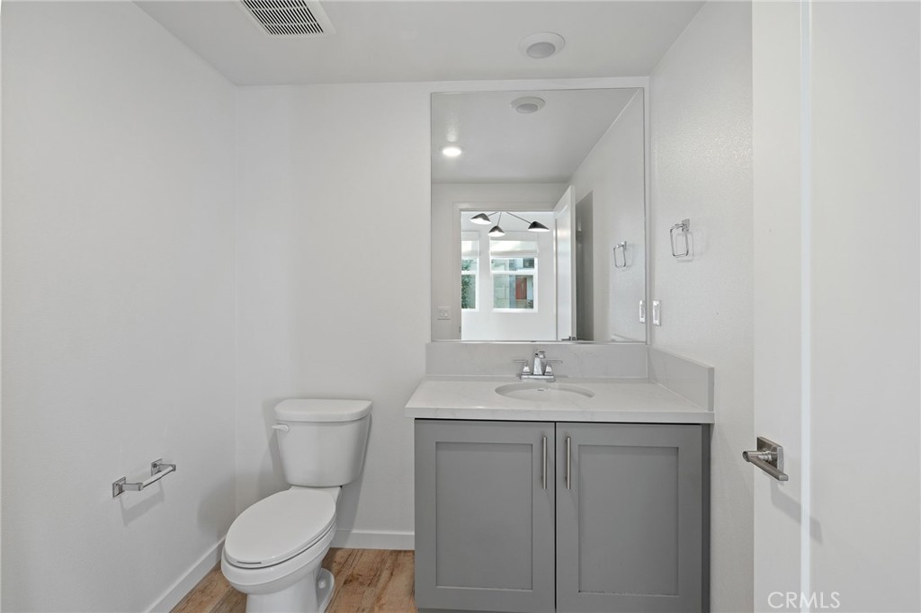 MLS #OC25238105 image #11