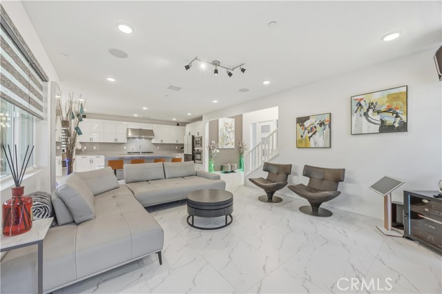 Detail Gallery Image 8 of 52 For 2605 E Tatum, Ontario,  CA 91762 - 5 Beds | 4/1 Baths