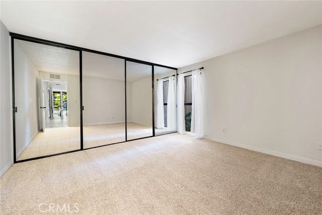 7107 Marina Pacifica S Drive, Long Beach CA: https://media.crmls.org/medias/73a0f11d-1dff-4a04-ba48-83dffe3014cc.jpg