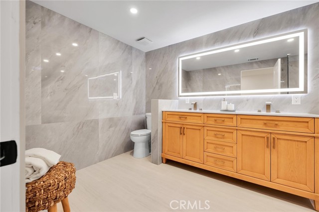 Detail Gallery Image 49 of 67 For 8459 La Vela, Whittier,  CA 90605 - 5 Beds | 4/1 Baths