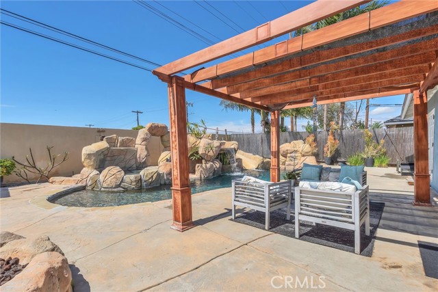 Detail Gallery Image 11 of 65 For 17267 Santa Isabel, Fountain Valley,  CA 92708 - 4 Beds | 2 Baths