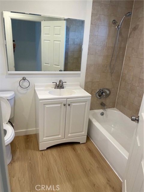 Detail Gallery Image 10 of 10 For 4021 Sequoia St, Los Angeles,  CA 90039 - 2 Beds | 1 Baths
