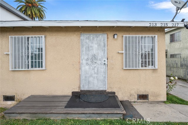 Detail Gallery Image 4 of 20 For 213 E 87th Pl, Los Angeles,  CA 90003 - – Beds | – Baths