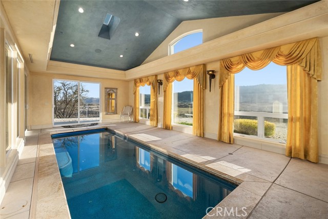 5495 Vista Serrano, Paso Robles CA: https://media.crmls.org/medias/73a6fe2b-2c55-4829-8d1e-754e19af7360.jpg