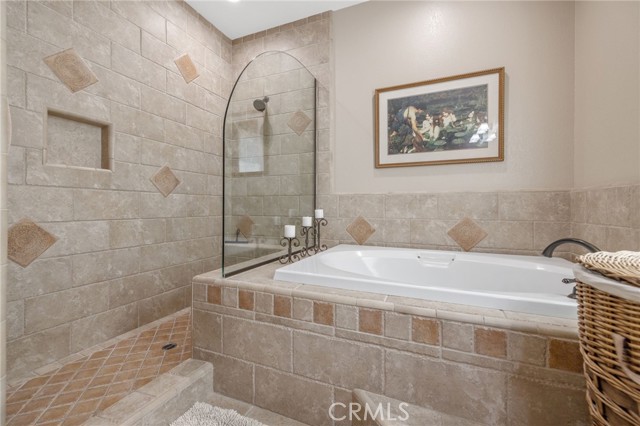 Detail Gallery Image 42 of 75 For 6030 W Country Ct, Visalia,  CA 93277 - 4 Beds | 2/1 Baths