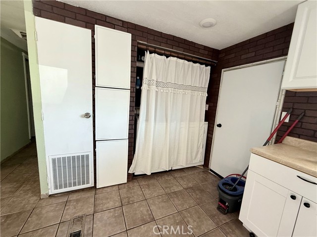 Detail Gallery Image 14 of 37 For 1855 Riverside, Ontario,  CA 91761 - 3 Beds | 2 Baths