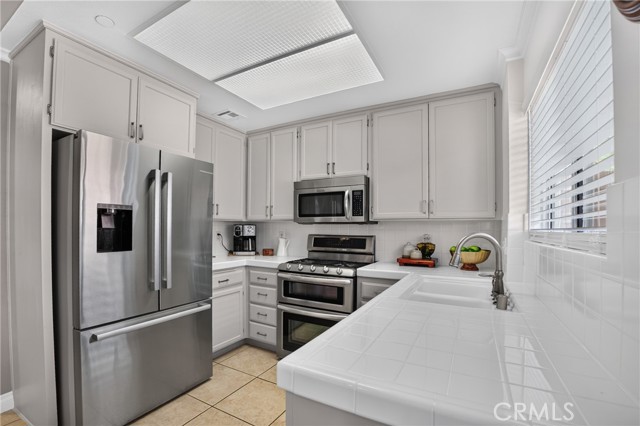 13421 Hubbard Street, 122 photo 13