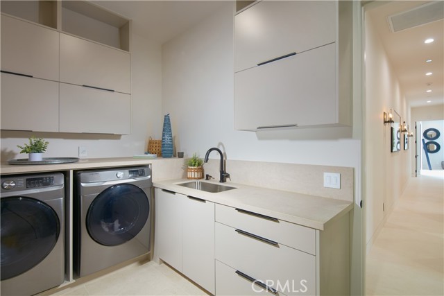 Detail Gallery Image 21 of 27 For 521 Angelita, Corona Del Mar,  CA 92625 - 4 Beds | 6 Baths